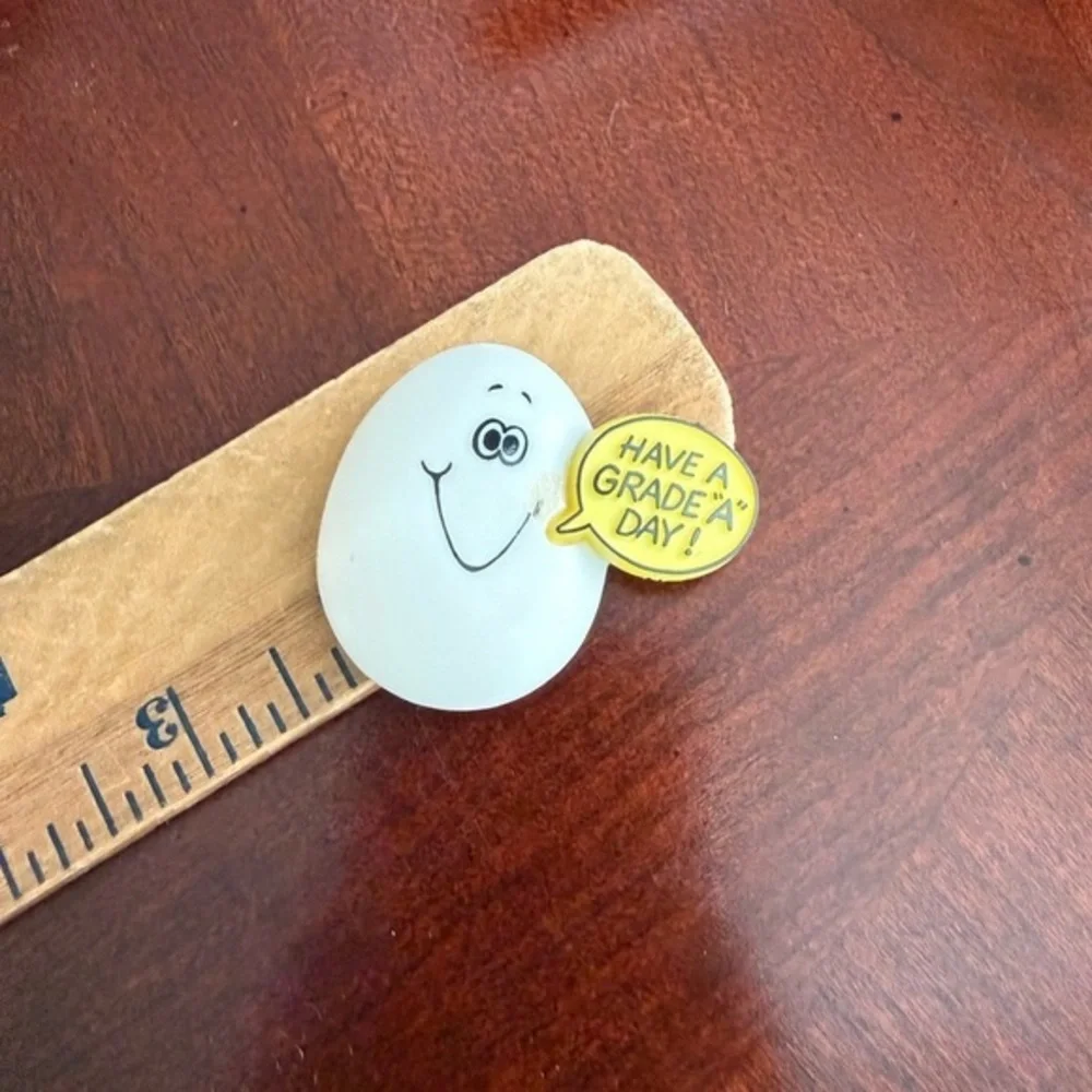 Vintage Hallmark Egg Brooch